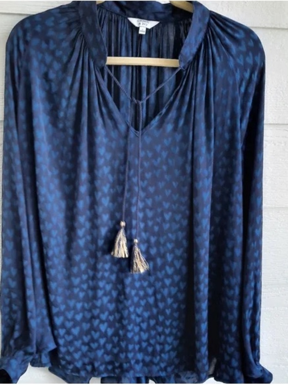Crown & Ivy Navy Heart-Print V-Neck Blouse with Tassels